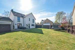 Photo 8- click for photo gallery